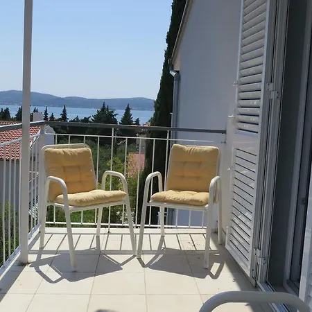 Apartments Villa Agatha Sveti Filip i Jakov Exterior photo