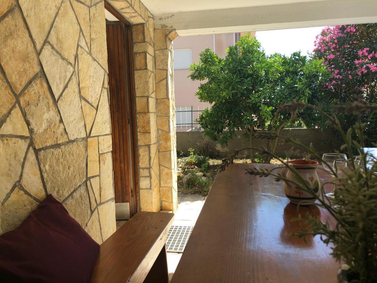 Agatha Apartament Sveti Filip i Jakov